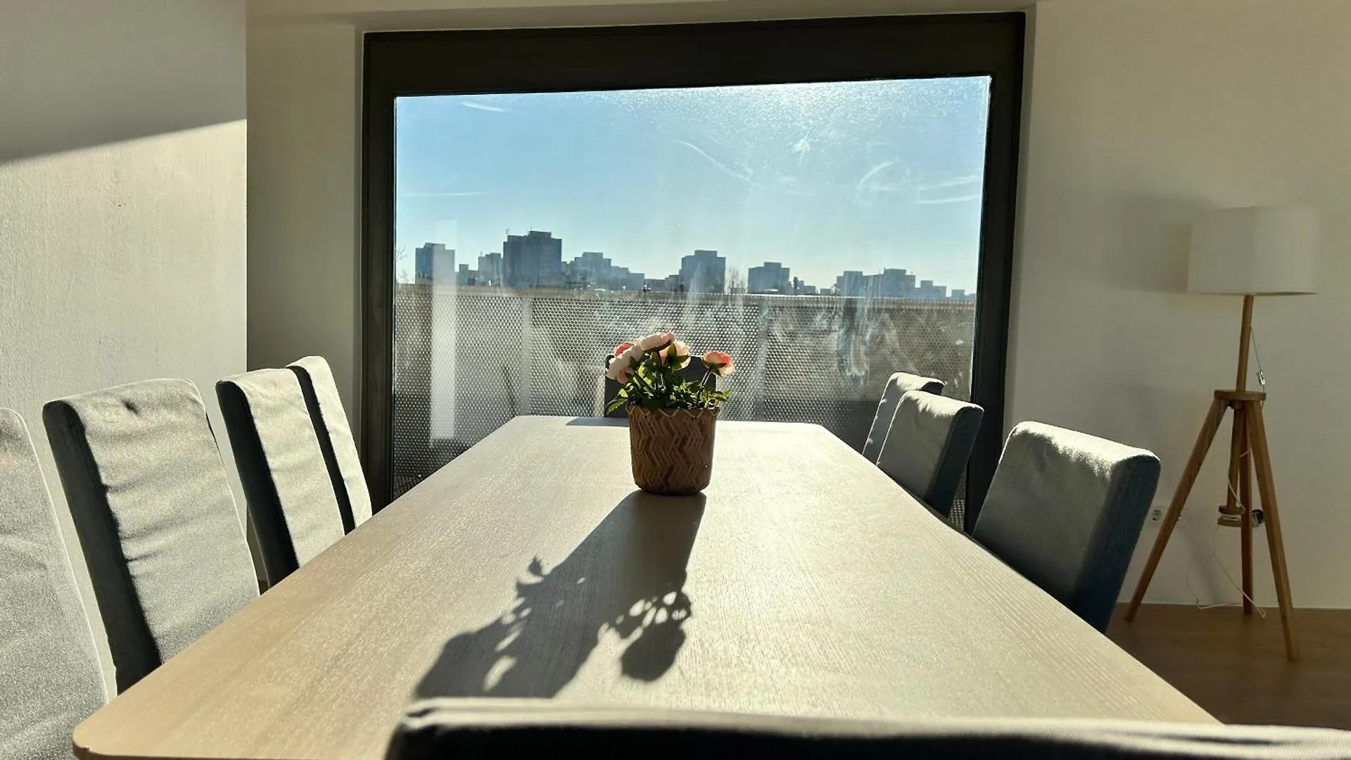 Modern 4 Bedroom Penthouse With Free Parking 0*, Vienna Austria
