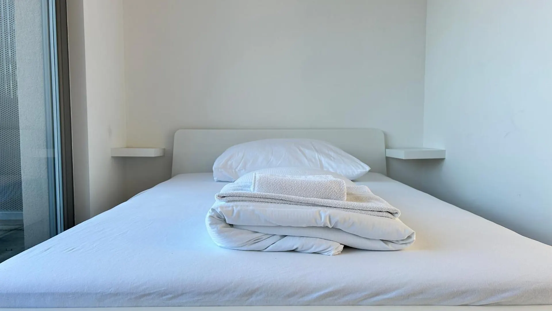 شقة Modern 4 Bedroom Penthouse With Free Parking النمسا